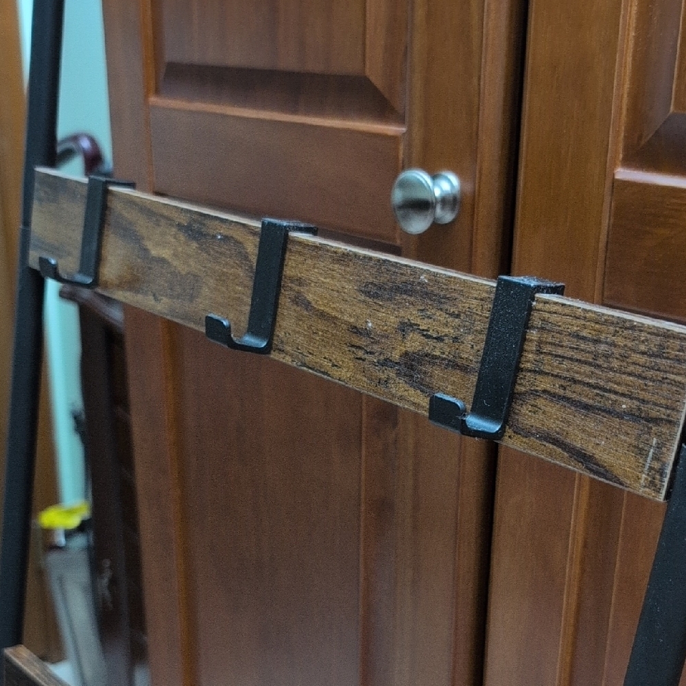 Black and Brown Ladder Quilt Rack - Picture 6 of 9